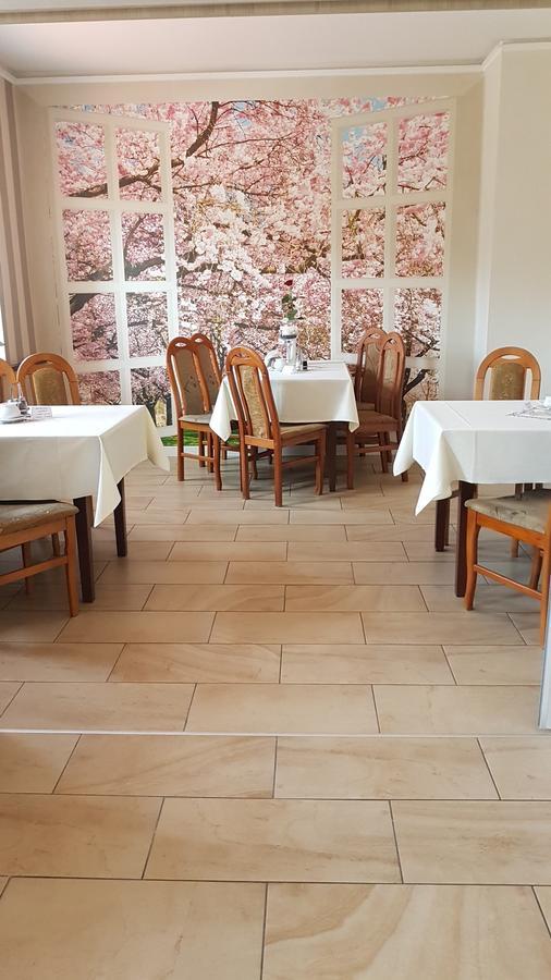 Restauracja I Noclegi Pod Sikorka Kobior Exterior foto